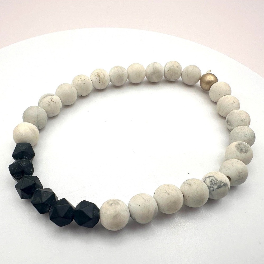 Vintage White‎ Black Matte Bead Stretch Bracelet Minimalist Stackable Boho Retro